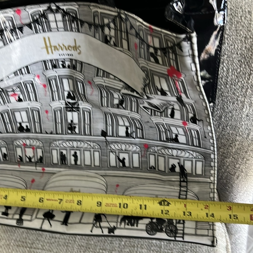 Harrods London PVC tote bag pink balloons black white store front zipper 14x12 - Picture 14 of 16
